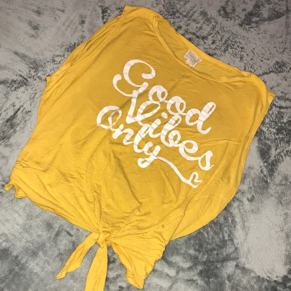 Good Vibes Only crop tee
